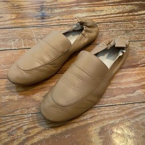 Used Everlane Leather Slip on shoes Sz 8